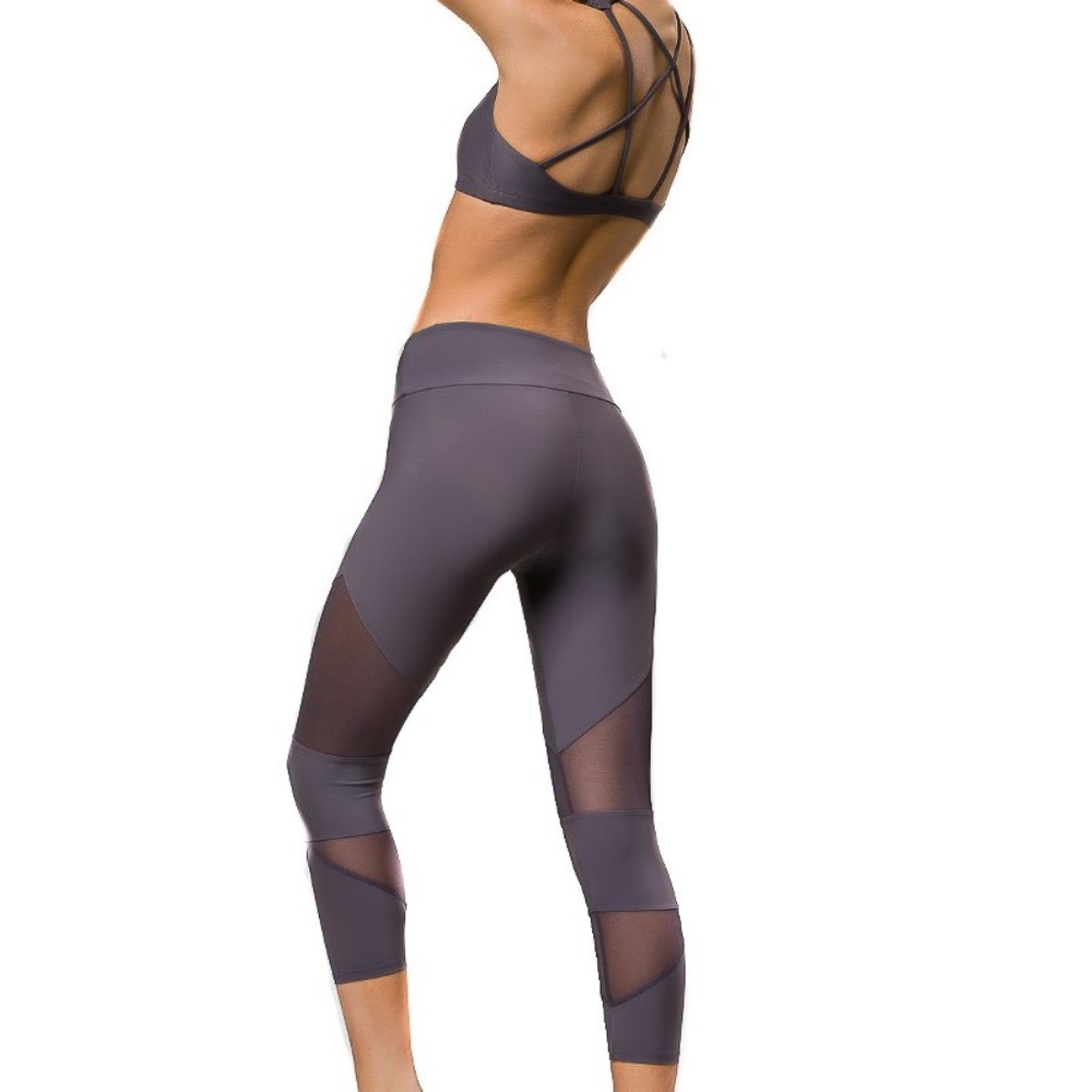 onzie graphite capri